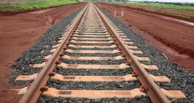 O Ferrogrão visa impulsionar o escoamento de grãos pelo Arco Norte, contemplando uma linha de 993 quilômetros entre Sinop (MT) e Miritituba (PA) (Imagem: Beth Santos/Secretaria-Geral da PR)