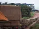 Caminhoneiros aguardam para descarregar soja no porto de Miritituba, no Pará - Zanone Fraissat/Folhapress