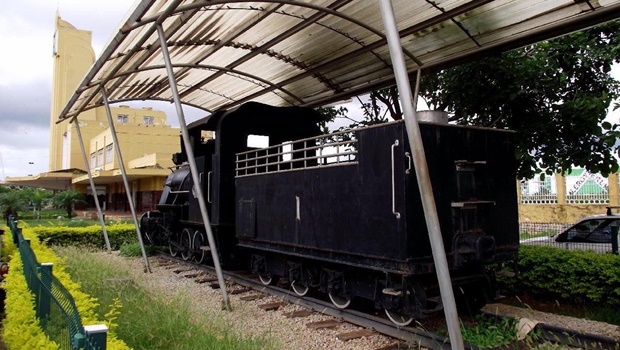 Antiga locomotiva a vapor da Estrada de Ferro de Goiás | Foto: Reprodução / MP-GO