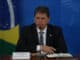 O ministro da Infraestrutura, Tarcísio Freitas, durante coletiva de imprensa para balanço e informações sobre o combate à pandemia do novo Coronavírus, no Palácio do Planalto - Pedro Ladeira - 30.mar.2020/Folhapress