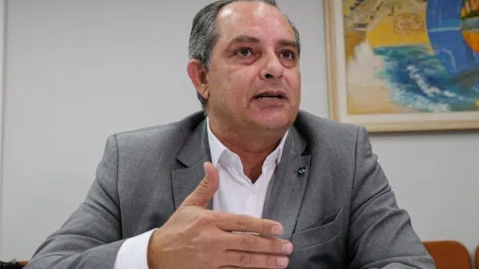 O secretário Cesar Miranda, que saiu em defesa da Ferrogrão – Foto: Mayke Toscano/Gcom