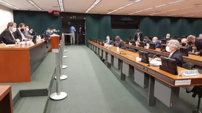 O ministro da Infraestrutura, Tarcísio Gomes de Freitas, esteve na Câmara dos Deputados para prestar esclarecimentos sobre o TIC – Foto: Divulgação