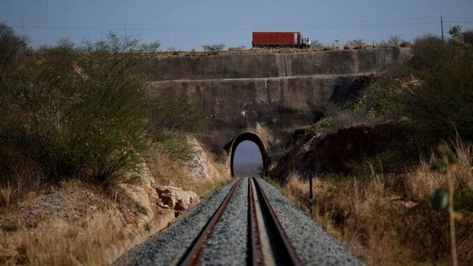 Parte da Transnordestina que passa em Brejo Santo, no Ceará Foto: Ueslei Marcelino/ Reuters - 29/10/2016