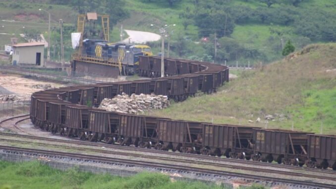 Ramal do Parateí, atualmente utilizado apenas pelos trens de cargas da MRS, poderá receber o Trem Intercidades que deverá ligar a Capital até Pindamonhangaba, no Vale / Arquivo O Diário