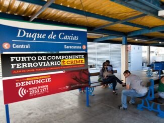 Projeção da campanha da Supervia em parceria com o Disque Denúncia Foto: Divulgação