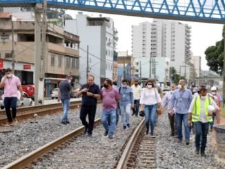 Fotos: Chico de Assis – PMBM - Comitiva liderada por Rodrigo Drable visita obras de readequação ferroviária