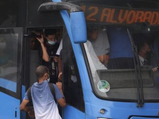 BRT lotado: novo modelo promete acabar com o problema Foto: FABIANO ROCHA / Agência O Globo