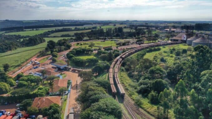 Estudo de Impacto Ambiental da Nova Ferroeste é aprovado pelo Ibama.| Foto: Alessandro Vieira/AEN