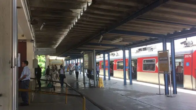 Estação Manoel Feio, em Itaquaquecetuba, vai passar por reforma — Foto: Cristina Requena/TV Diário