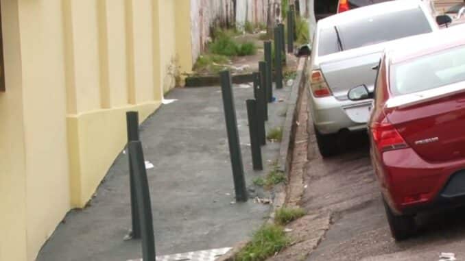 Associação denuncia uso indevido de trilhos históricos da Madeira-Mamoré em calçadas de Porto Velho — Foto: Rede Amazônica/Reprodução