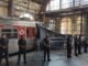 Seguranças da ViaMobilidade e uma lona para esconder danos em trem que bateu na Estação Júlio Prestes