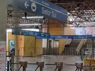 Enquanto passageiros são prejudicados, metroviários decidirão se continuarão greve (foto: Jair Amaral/EM/D.A Press)