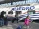 O trem expresso Allegro, duas vezes ao dia, de São Petersburgo a Helsinque, está lotado de russos e finlandeses ansiosos para sair (AFP/AFP)