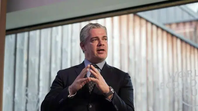 Troyjo considerou que a posição dos grandes emergentes é mais confortável do que as economias desenvolvidas para atravessar a forte desaceleração prevista na economia mundial — Foto: Valeriano de Domenico/World Economic Forum/ Valeriano