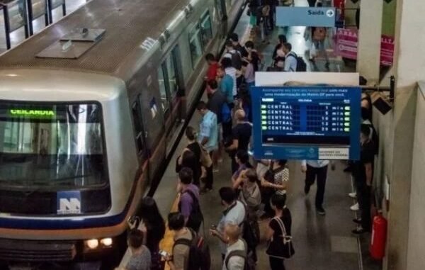 Foto-estacao-metro-df-600x400 Hugo Barreto/Metrópoles