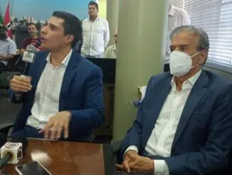 Guilherme Penin, da Rumo, e o prefeito de Rio Preto, Edinho Araújo (Vinícius Marques 31/5/2022)