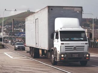 Frete terá alta de 5%, após reajuste de diesel da Petrobras Márcio Menasce