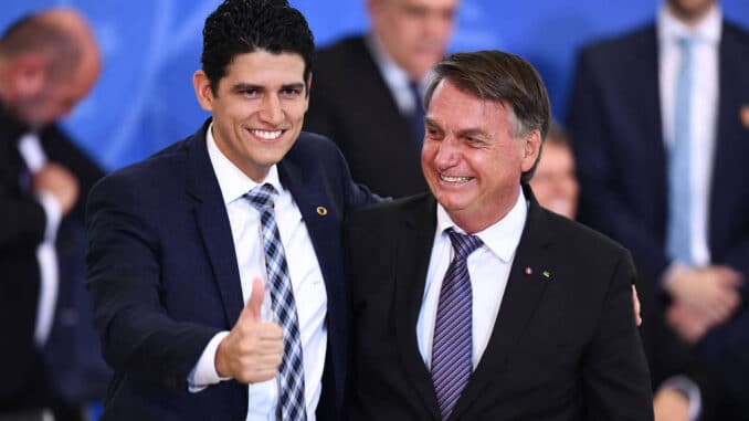 O ministro da Infraestrutura Marcelo Sampaio e Jair Bolsonaro - Evaristo Sá - 31.mar.22/AFP
