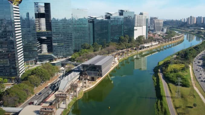 Vista aérea da Linha 17 (iTechdrones)