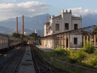 Os primeiros 4,5 quilômetros da ferrovia, a partir da estação central de Cruzeiro, até o final da área urbana, estão prontosTIAGO QUEIROZ/ESTADÃO