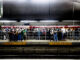 Passageiros em plataforma da estação Sé, do metrô, em São Paulo - Rubens Cavallari - 23.jun.22/Folhapress