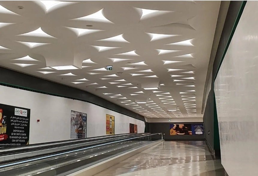 Metrô de Doha chama a atenção pela limpeza e instalações impecáveis - Foto: Renan Damasceno