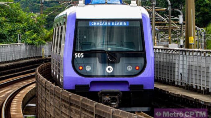 O Trem 505, um dos poucos Frota F que circulam na Linha 5-Lilás (Jean Carlos)