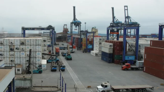 Porto de Paranaguá - Foto: Navi/Valor Econômico