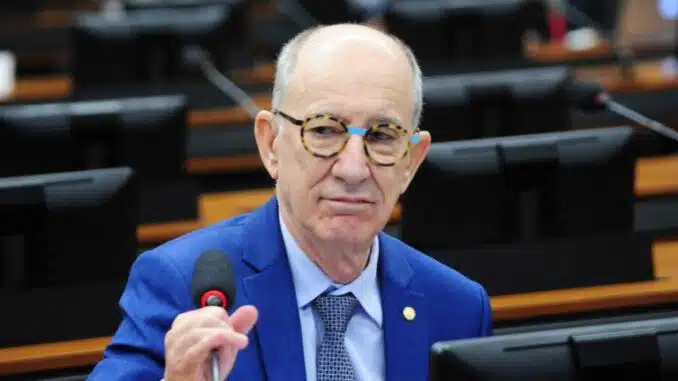 Rui Falcão, relator setorial de Infraestrutura da proposta orçamentária