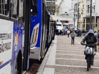 Ônibus em SP: tarifa em 2023 deve ser congelada. (Fabio Vieira/Getty Images)