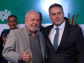 O ministro dos Transportes, Renan Filho, ao lado do presidente Luiz Inácio Lula da Silva (Foto: Pedro Ladeira/Folhapress, PODER) - Folhapress