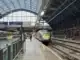 Um trem da linha Eurostar chega de Paris na estação de St. Pancras, em Londres - Foto: Suzie Howell/The New York Times