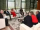 Membros do Sindimetro e parlamentares do PT mineiro em reunião com Geraldo Alckmin (foto: VPE- Kadu Gomes)