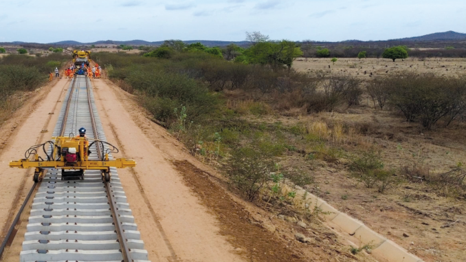 Trecho das obras da Transnordestina - Ministério dos Transportes