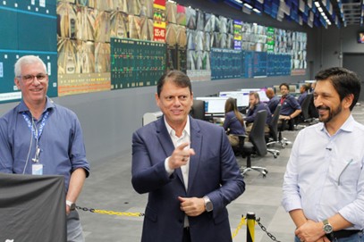 Governador de São Paulo, Tarcísio de Freitas, durante entrega do novo CCO do Metrô, nesta quarta, 11